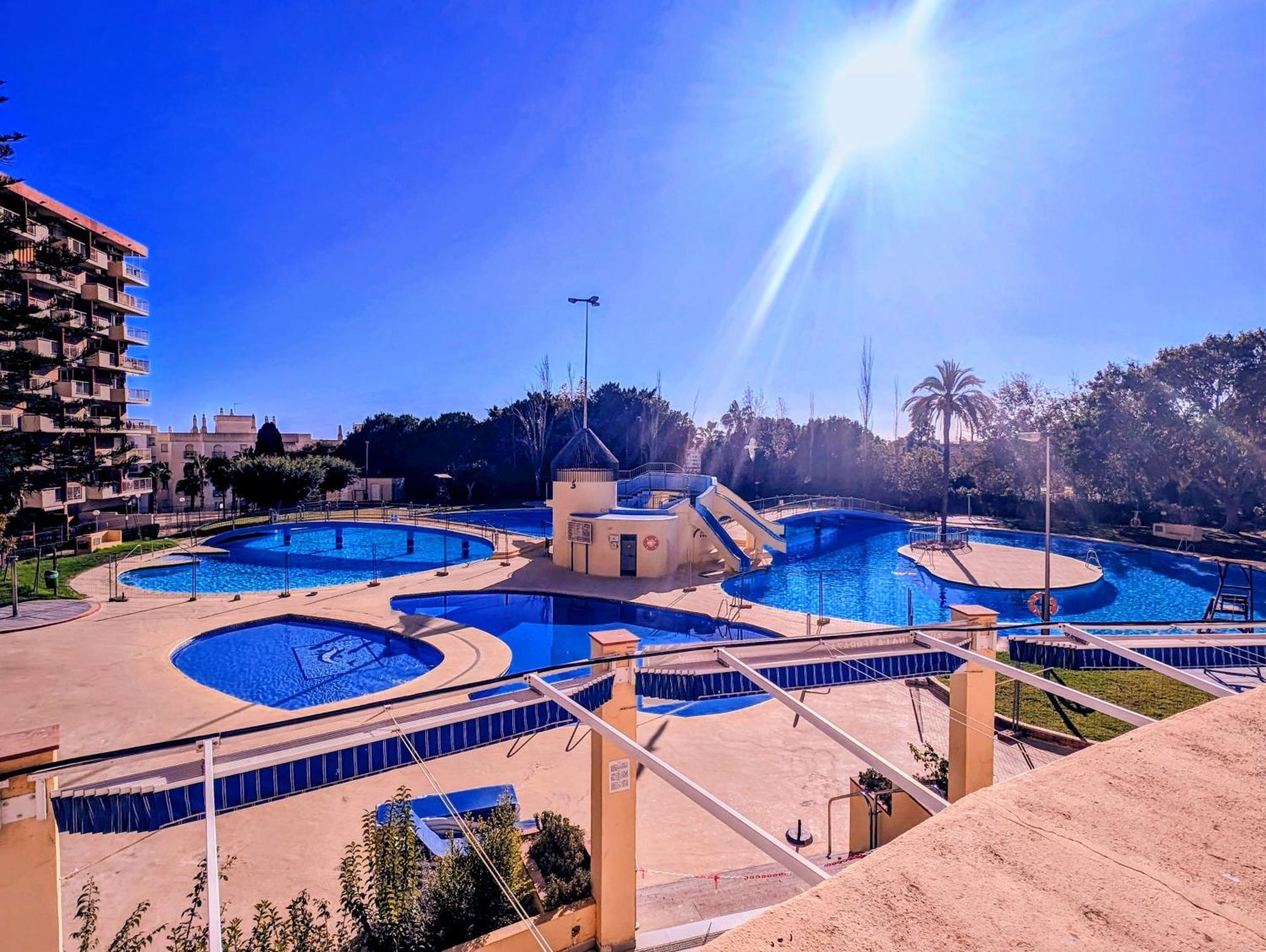 Estudio 19 Minerva Apartamentos-Piscina365-Playa-Wifi Бенальмадена Номер фото